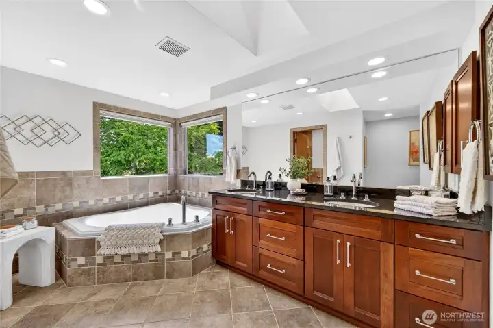 Primary ensuite. Soak it in.