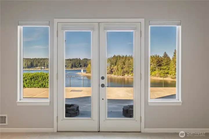The 2nd primary suite offers the same views and private entry from the lower level.
