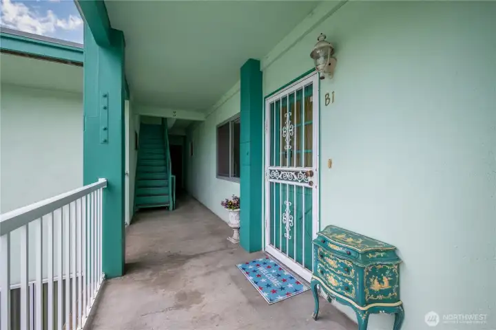 Steps from elevator