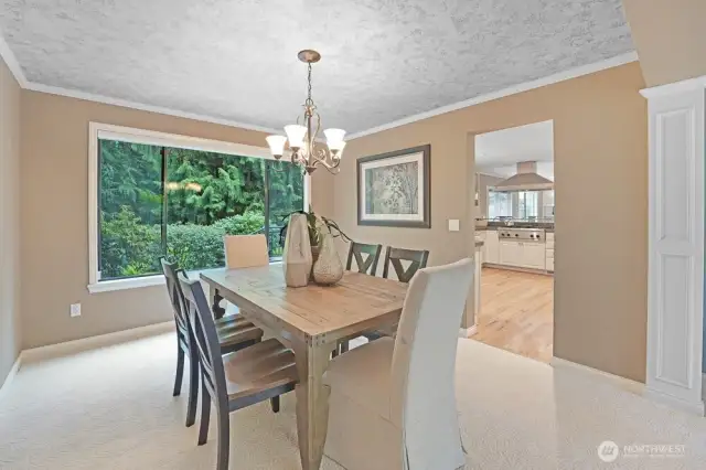 Formal diningt room off kitchen