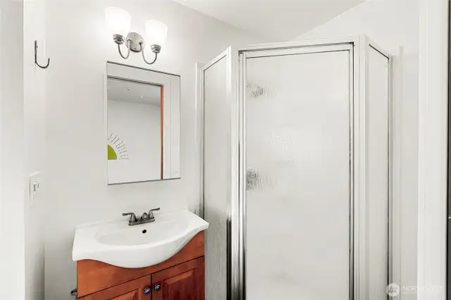 Ensuite bath