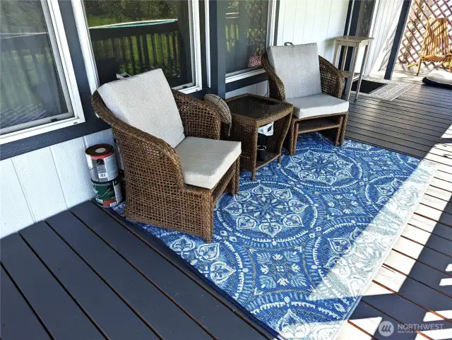 Front porch seating area