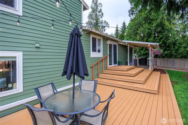 Newer extensive composite deck.