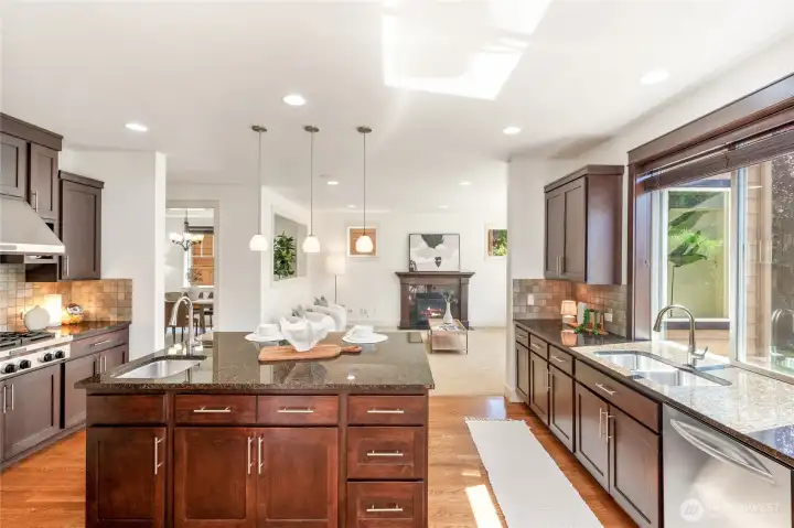 Seamlessly connected rooms