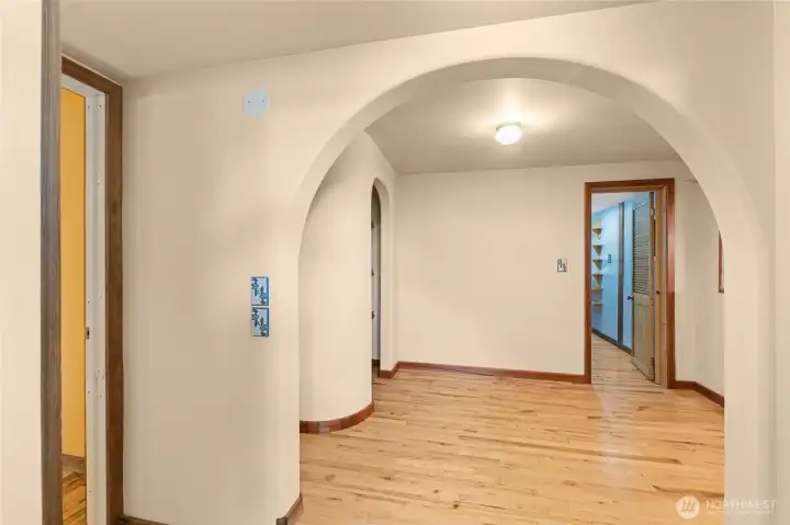 Multi-purpose room/family room-library-office