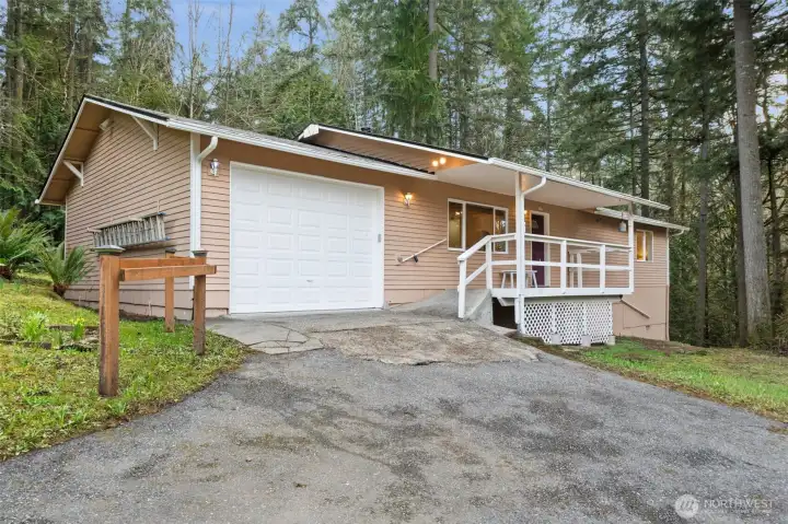 no step entry to the house