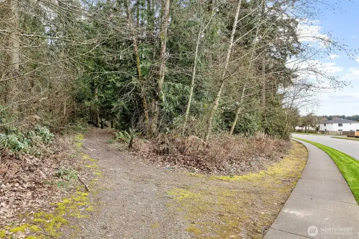 trail right as you enter into the community