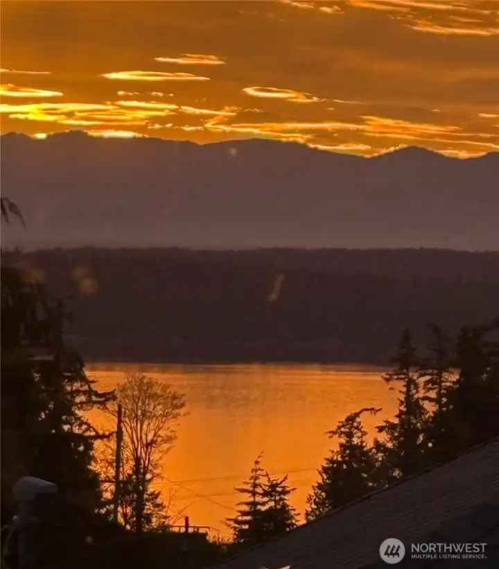 Sunsets are amazing