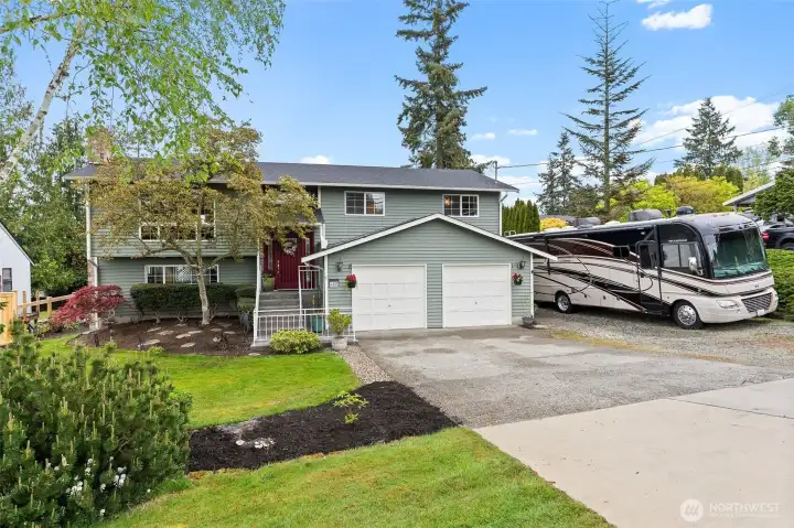 Well-maintained home with view and RV parking