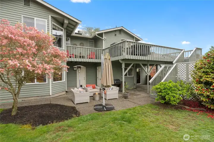 Note the multiple levels of deck. Deck floor is composite, for easy maintenance.