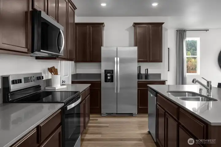 Model Home Photos 2330 - Depictions of home, layout, location or other features/options, colors and color scheme, materials, fixtures, etc. are for showing purposes only and may not be included in the purchase price and availability may vary.
