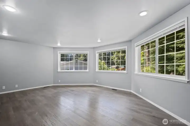 bedroom 4 from door looking over backyard