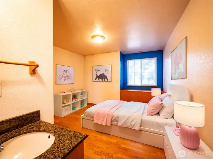 SECONDARY BEDROOM VIRTUALLY STAGED