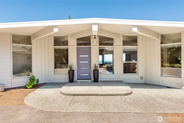 A simple, elegant, mid-century modern, The View House will welcome you home!
