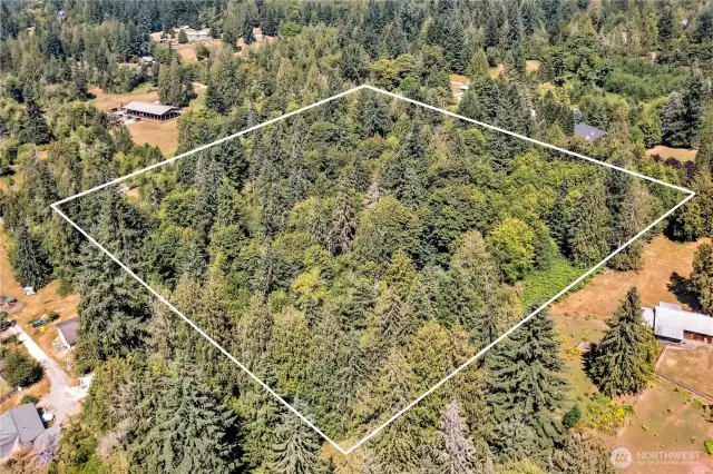 Nice acreage!