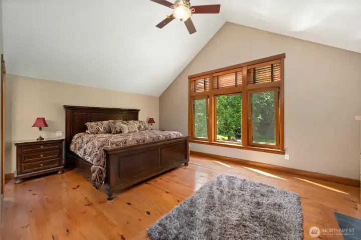 Beautiful flooring, huge windows to bring in the natural light.