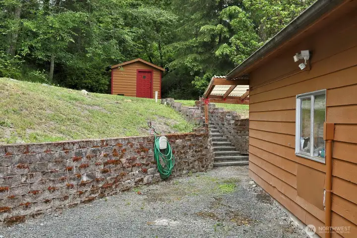 Garden shed storage
