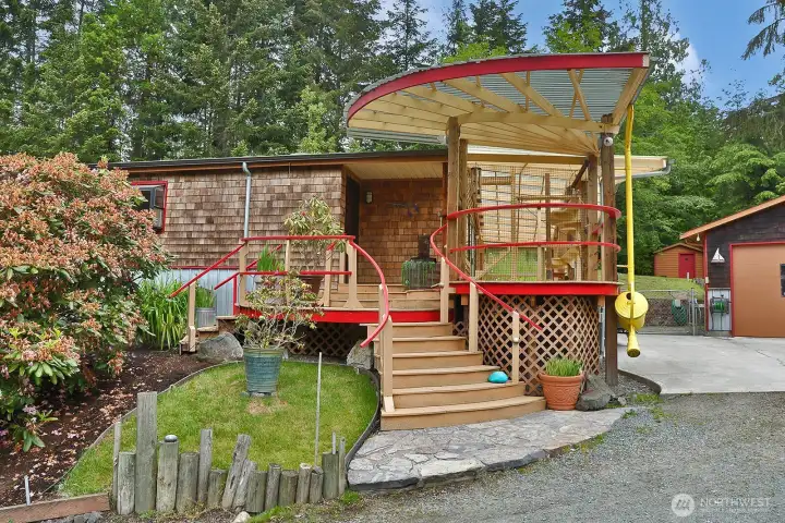 Artistic entry way.