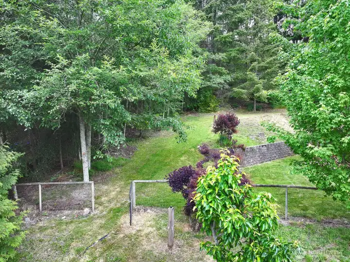 Lusch landscaping