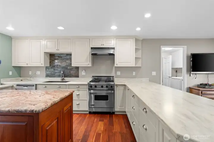 Kitchen W/ Viking Stove