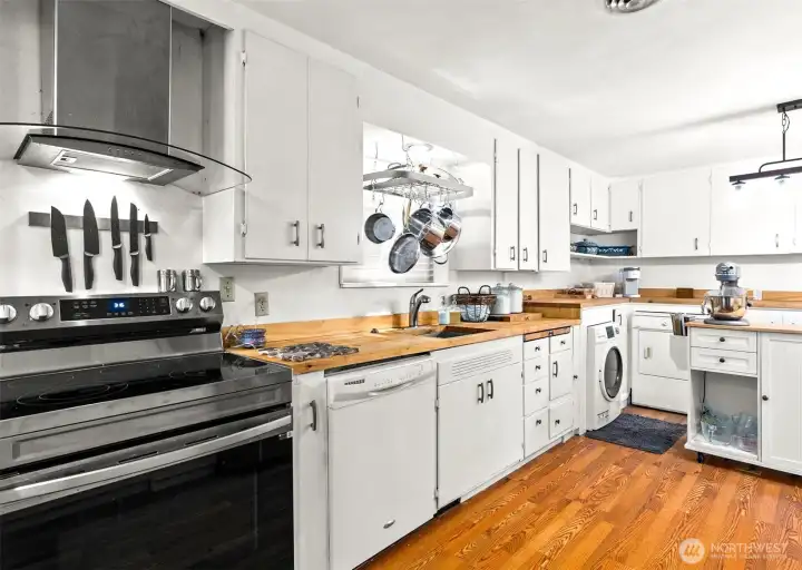 Full kitchen with laundry included!
