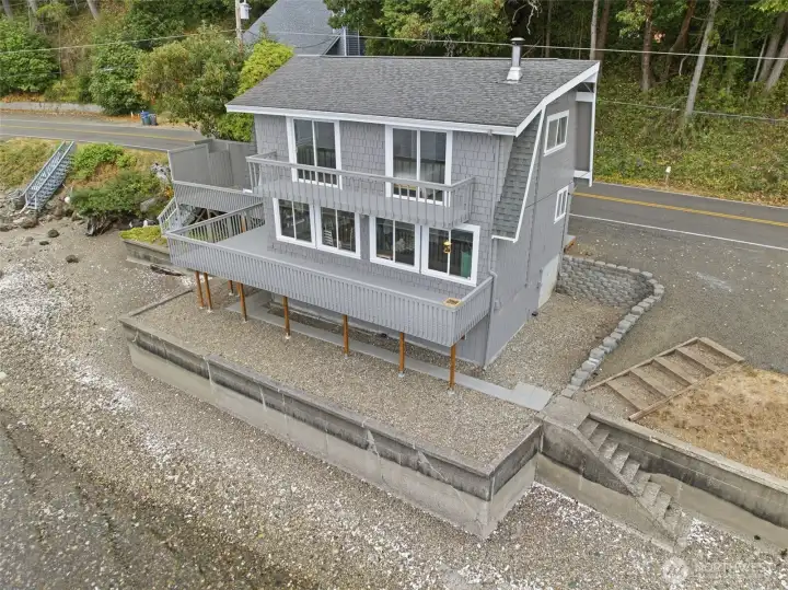 Bulkhead stairs to oyster s, boating & swimming Bulkhead stairs to oyster s, boating & swimming