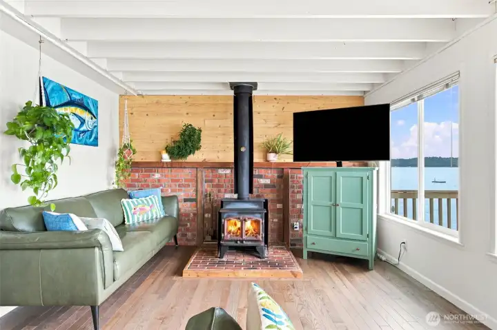 Wood burning fireplace Wood burning fireplace