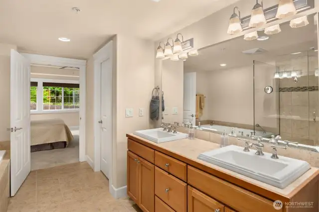 5 piece primary bath.