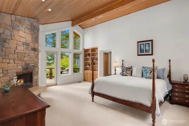 Vaulted ceilings and built-ins with access to the deck. Nice!