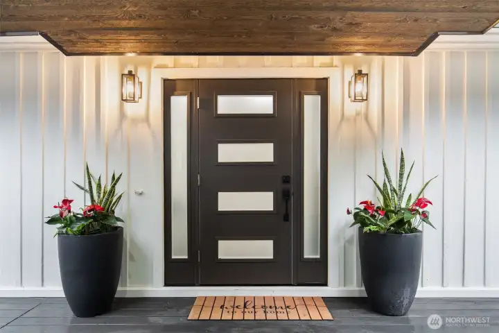 Welcome home! Welcome home!