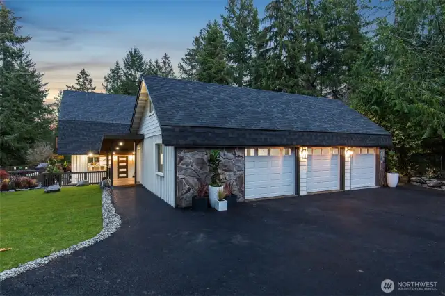 3 of 5 car garages