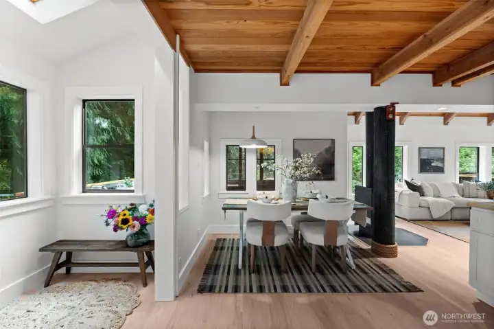 Soaring ceilings + natural light = the ultimate PNW treehouse vibes