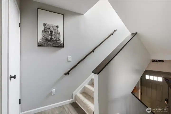 Let's head to the upper level where the bedrooms are located.