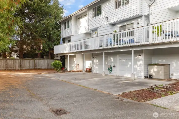 Single car garage