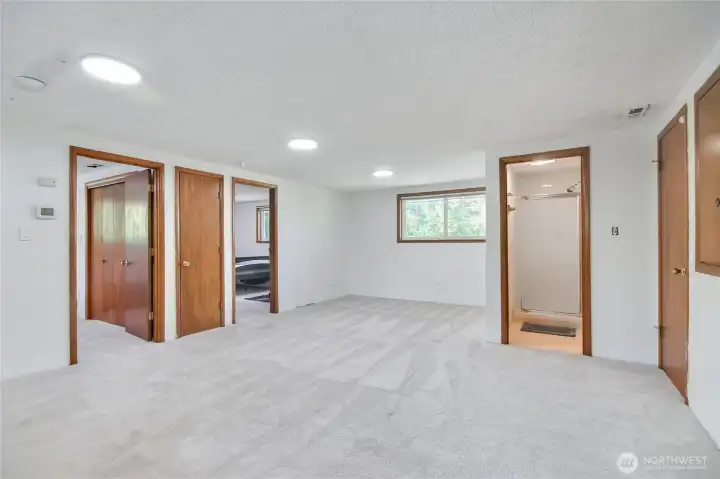 Private guest quarters w/ 2 bedrooms, great room & micro kitchen provide endless possibilities, multi-gen living, rental income, or guest space.