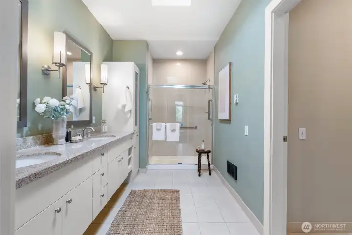 Upstairs primary bath with double vanity