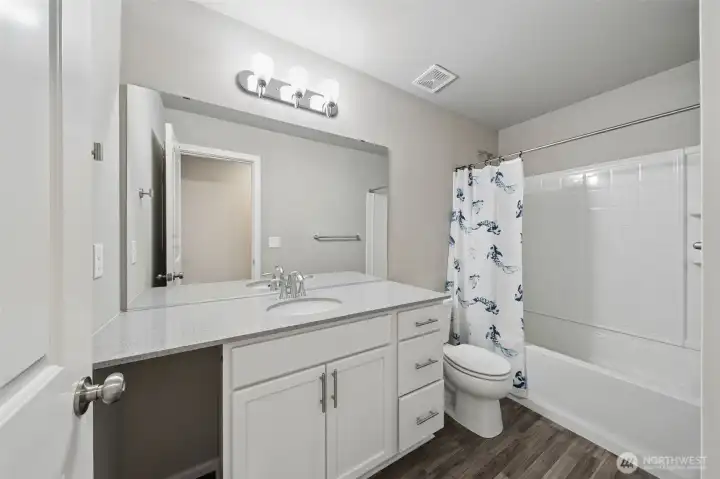 Main bath upstairs
