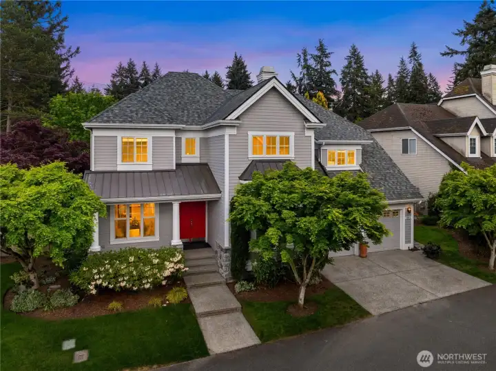 Welcome to this stunning 4-bedroom, 2.75-bath home! Welcome to this stunning 4-bedroom, 2.75-bath home!