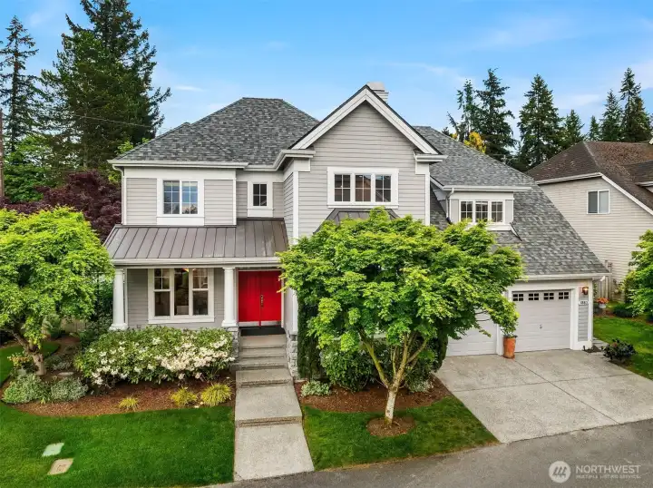 Welcome to this stunning 4-bedroom, 2.75-bath home! Welcome to this stunning 4-bedroom, 2.75-bath home!
