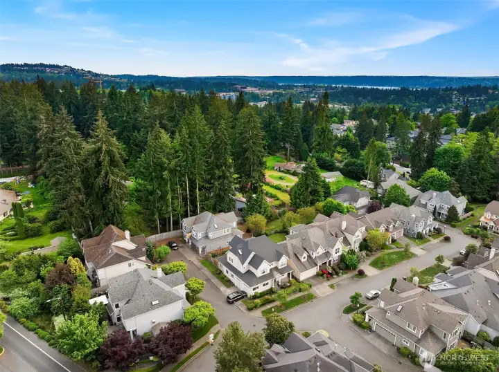 Ideally located within the Bellevue School District & minutes from Kelsey Creek Park and premier Bellevue shopping, dining with easy access to the 405 & 90. Ideally located within the Bellevue School District & minutes from Kelsey Creek Park and premier Bellevue shopping, dining with easy access to the 405 & 90.
