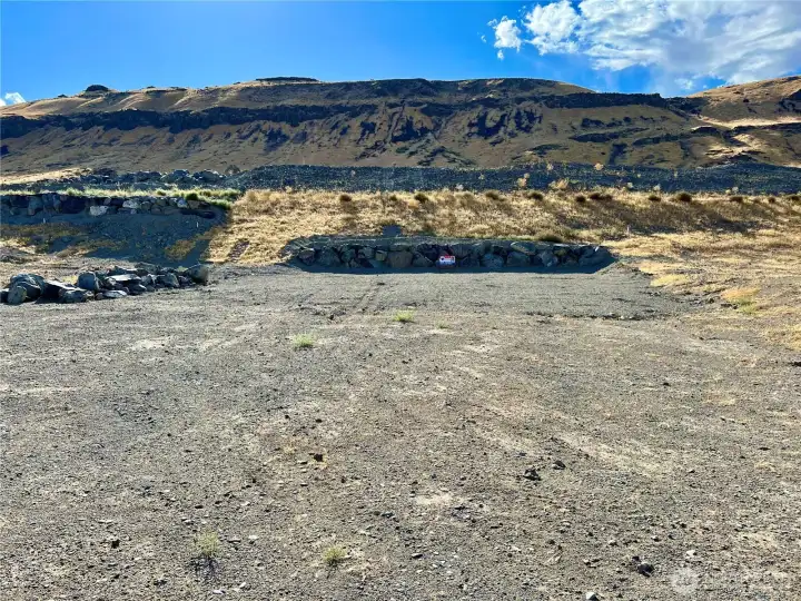 Leveled lot with all utilities in the street - ready to build your new home! Leveled lot with all utilities in the street - ready to build your new home!