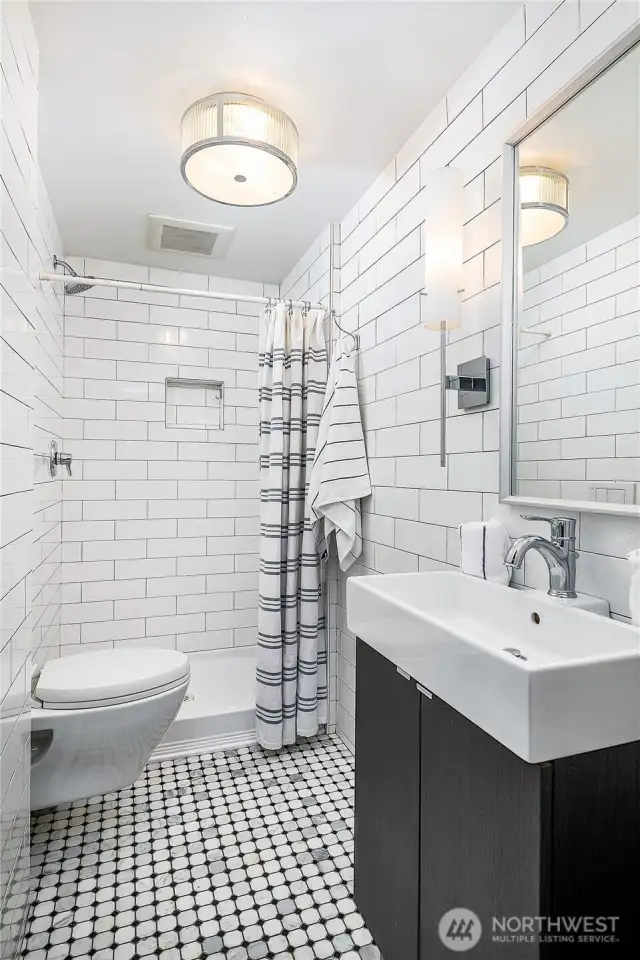 3/4 bath on the upper level.