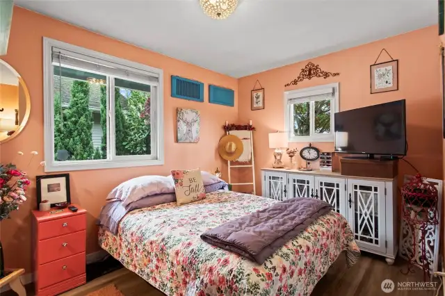 Rear bedroom