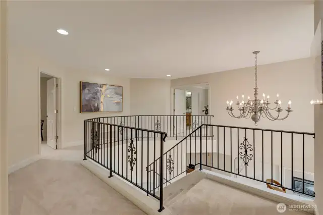 second floor foyer open to entrance