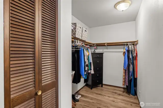 Walk-in closet