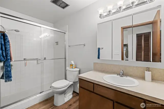 Master bedroom bath