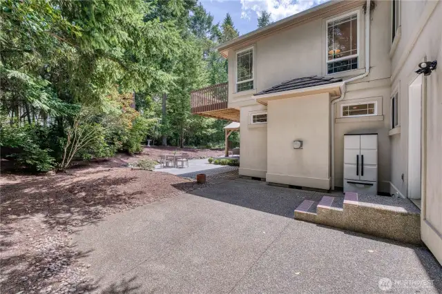 So much extra patio space.