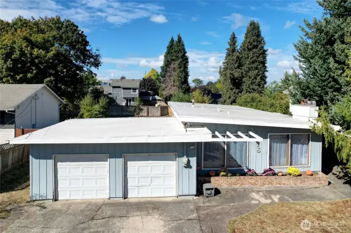 Mid-century modern gem!
