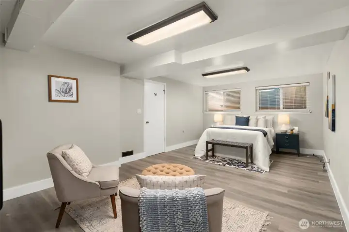 Lower level primary suite