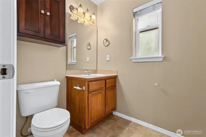 Powder room on the 2nd floor.